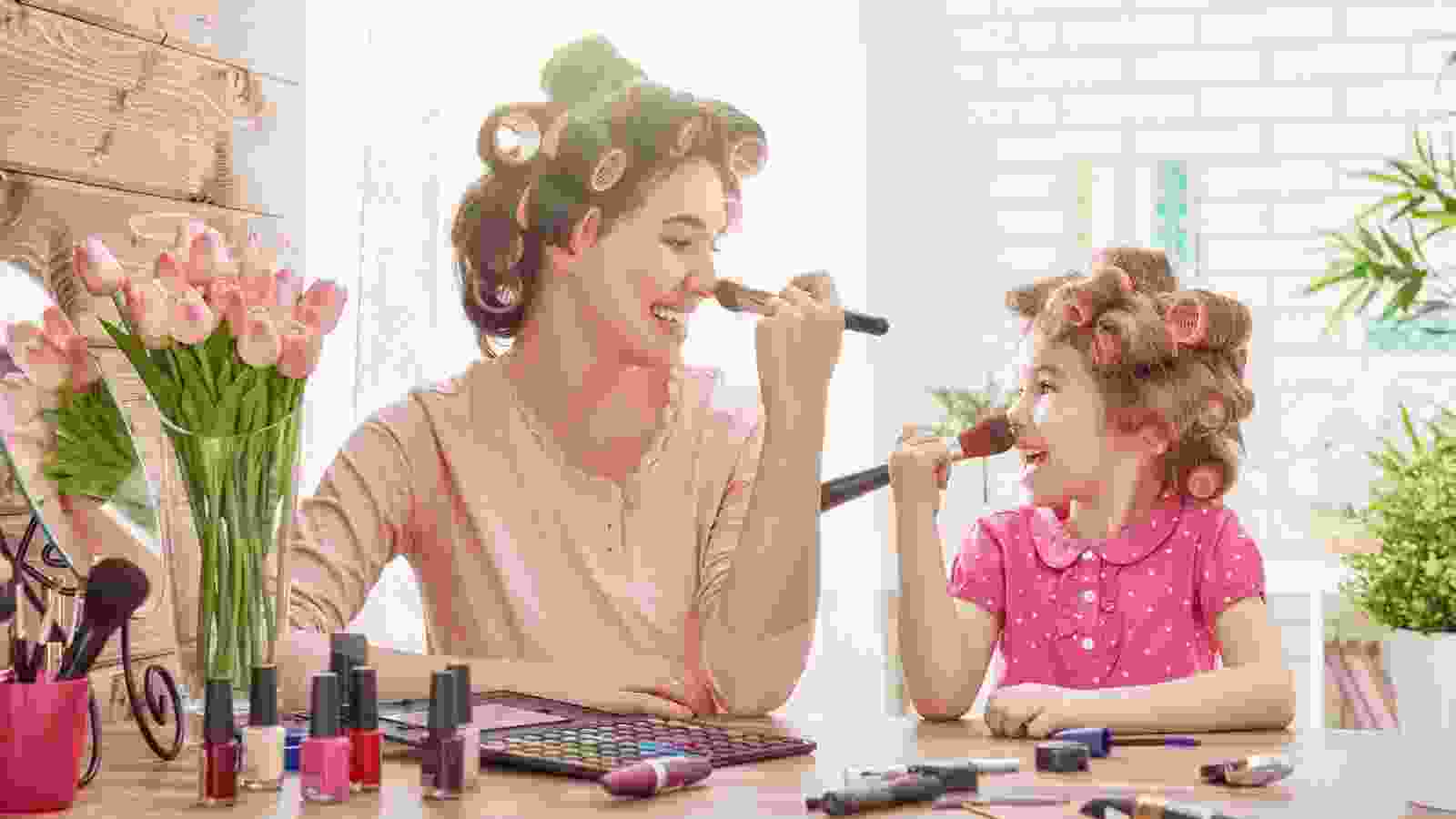 An array of brushes for rouge